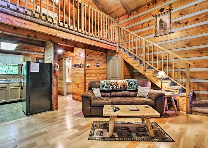 Secluded Forest Cabin, 4 Mi To Downtown Gatlinburg