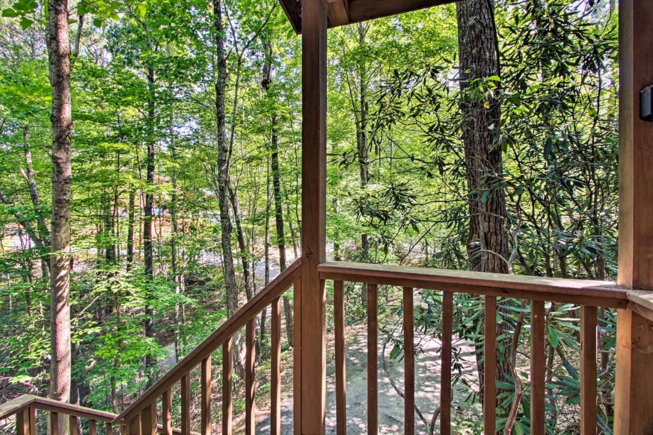 Casa vacanze Secluded Forest Cabin, 4 Mi To Downtown Gatlinburg